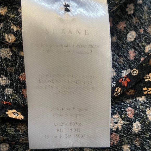 Floral Button-Up Long Sleeve Dress - Picture 8 of 9